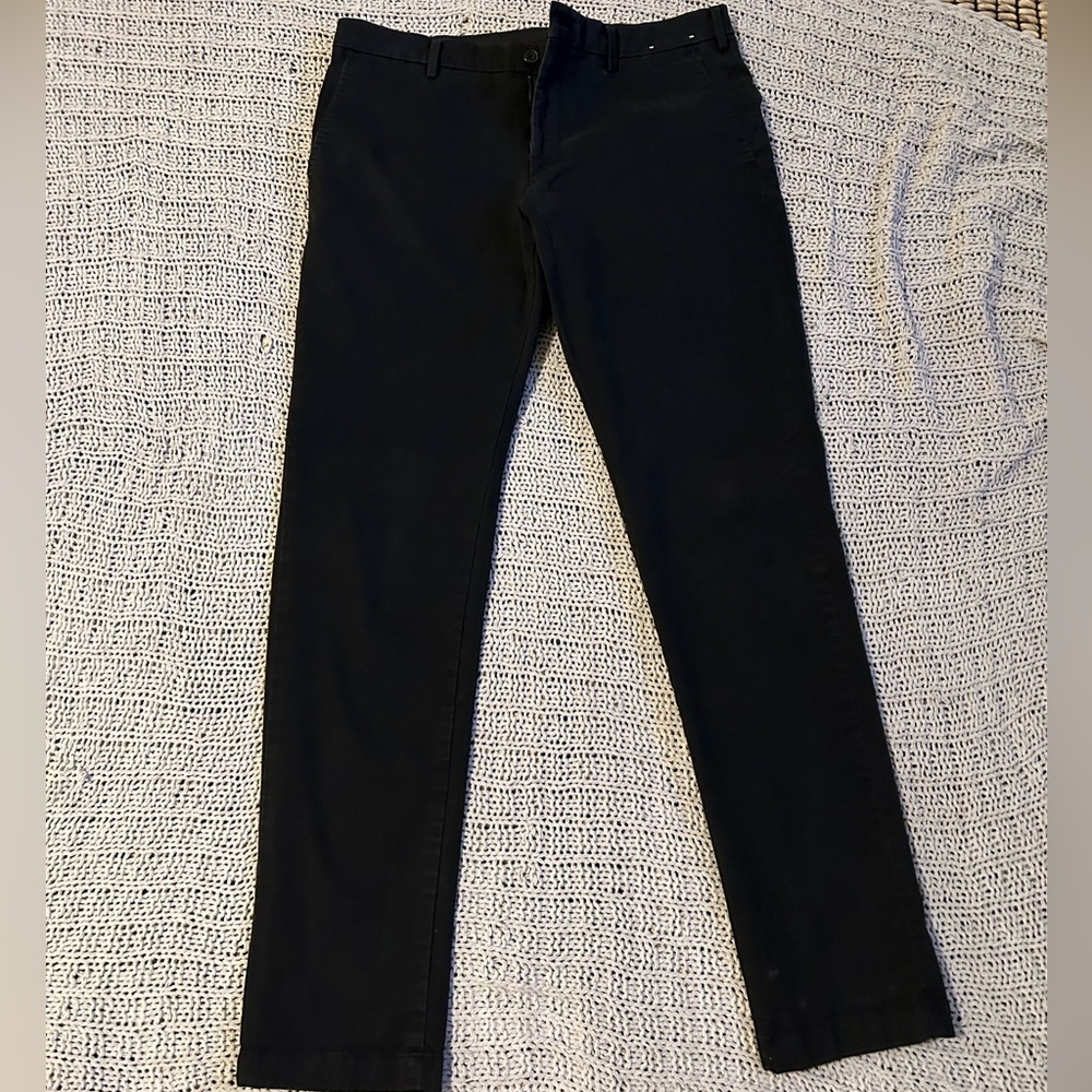 Uniqlo Black Slim Fit Chinos